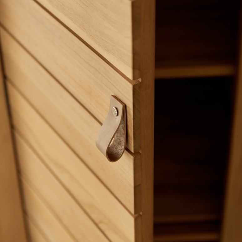 Minimalys - Children's single wardrobe in solid teak