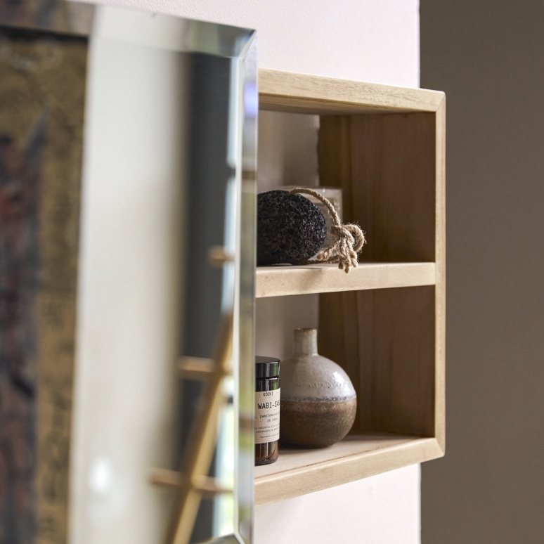 Typo - Spiegelschrank aus massivem Teak