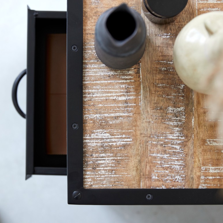 Industriel - Metal bedside table