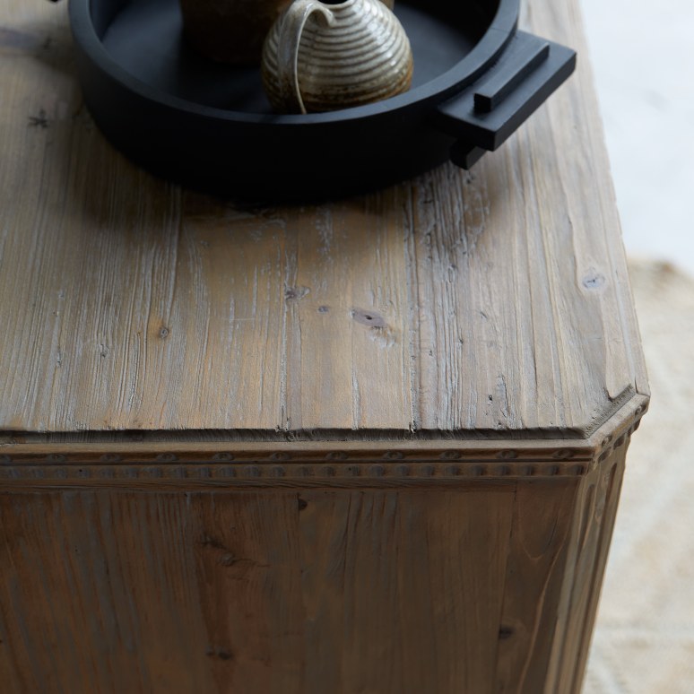 Emily - Chest of drawers in reclaimed solid pine