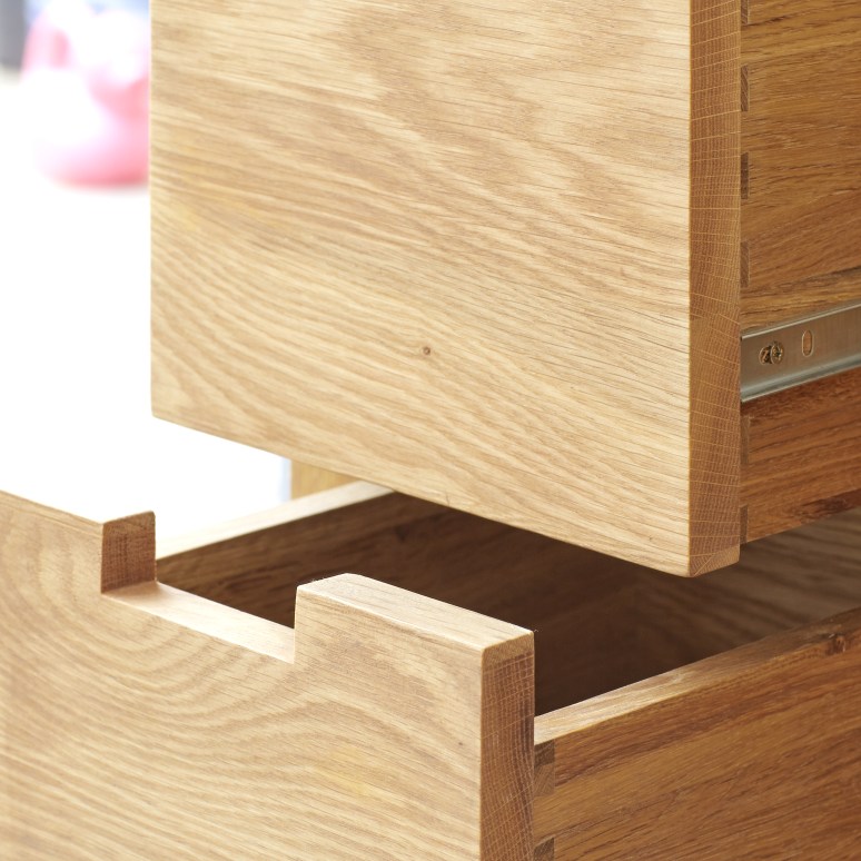 Serena - Solid oak column