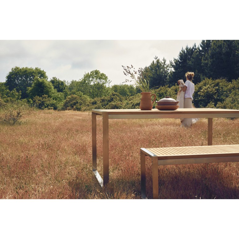 Arno - Solid teak and stainless steel garden table – seats 4 to 6 people