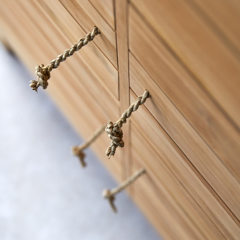 Minimalys - Solid teak wardrobe