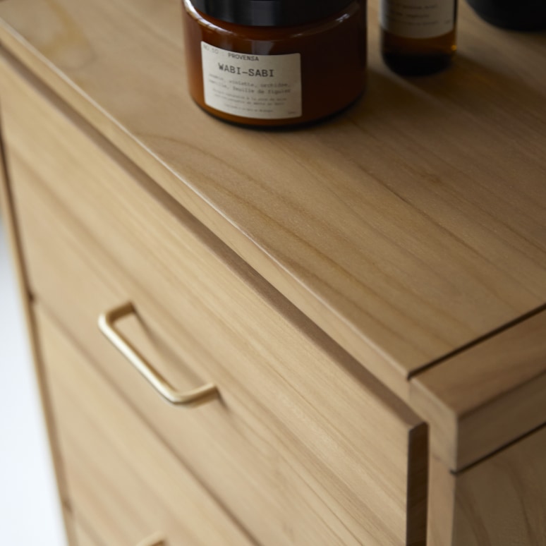 Kort - Cassettiera in teak massello