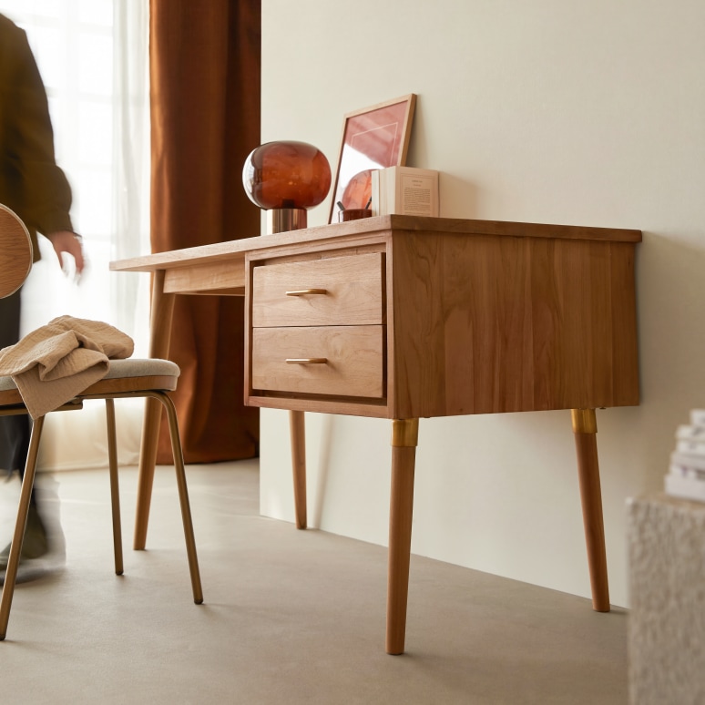 Kort - Solid Teak Desk