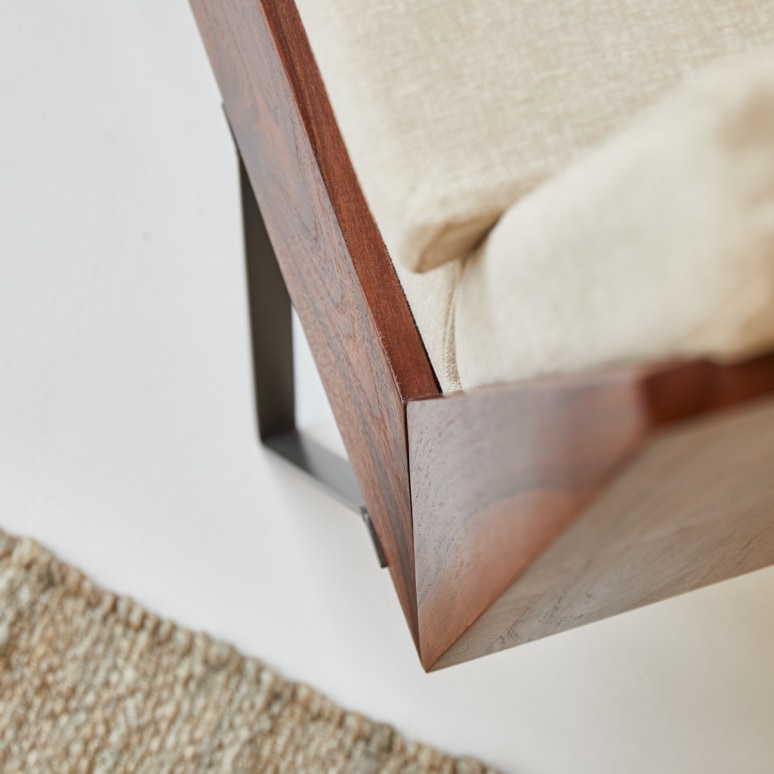 Metric - Sillón de palisandro macizo y tela