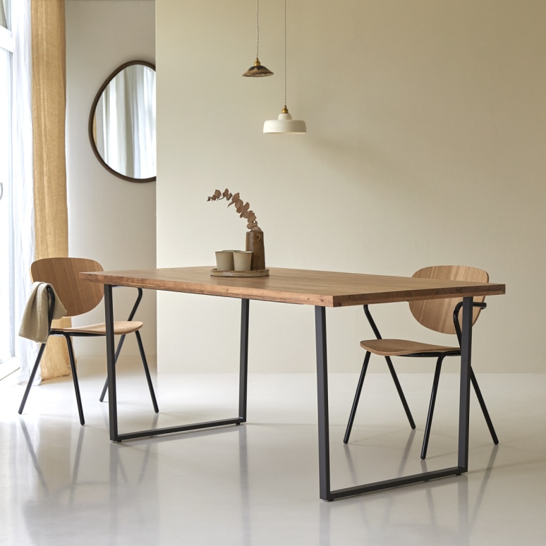 Temis - Dining table in solid acacia and metal, seats 6-8