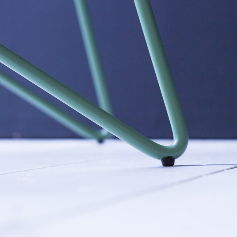 Mari - High stool in solid ash and lichen metal