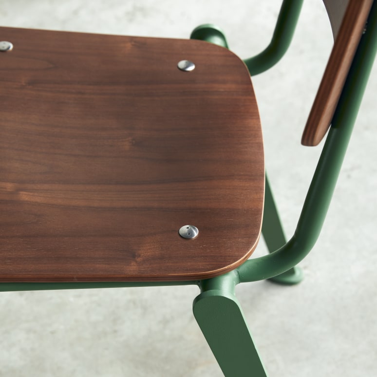 Mio - Chaise en noyer et métal lichen