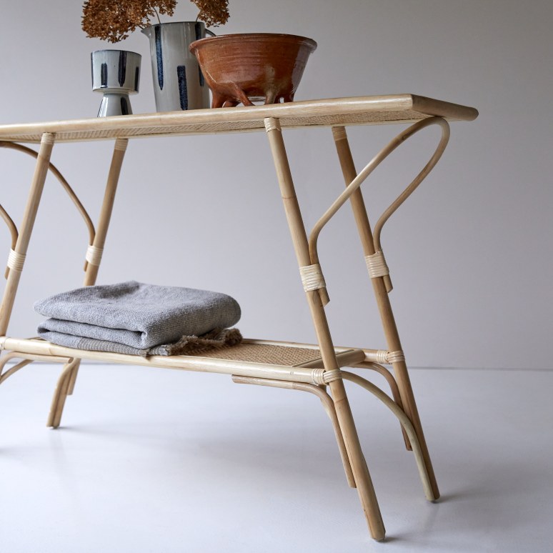 Marius - Rattan console