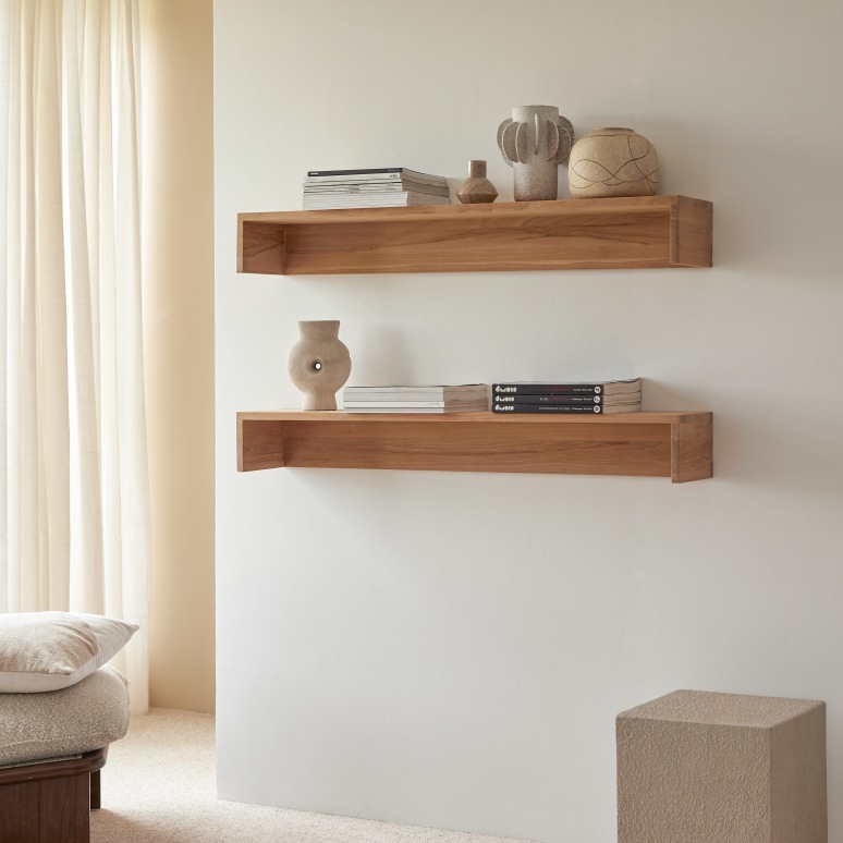 Arty - Wall-mounted shelf in solid teak