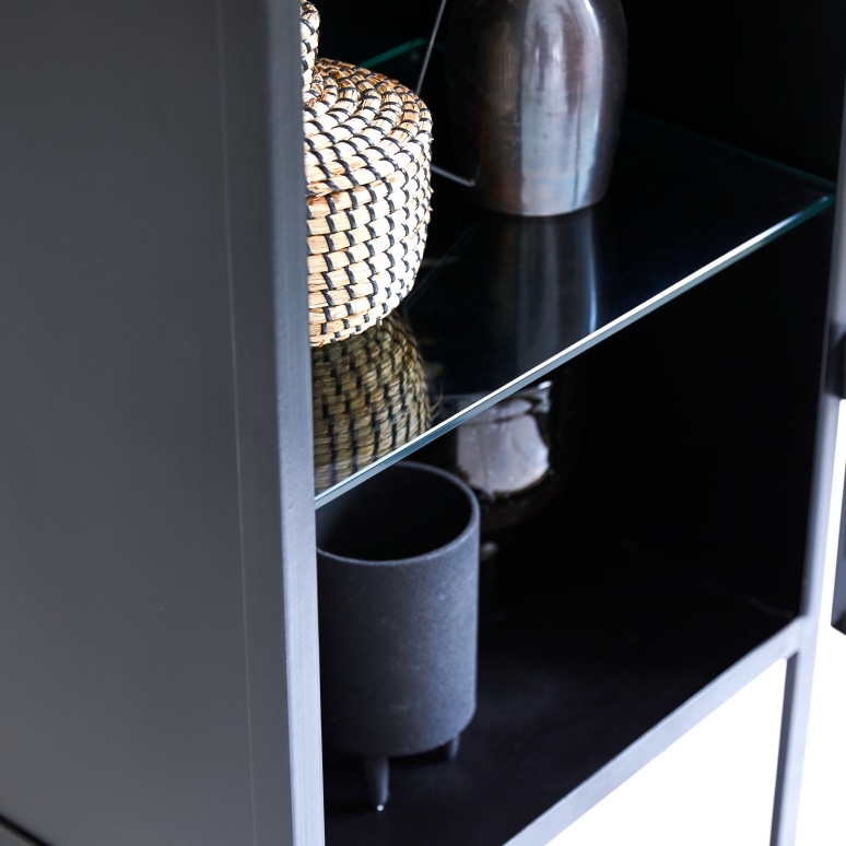 Lison - Vitrinenschrank aus Metall