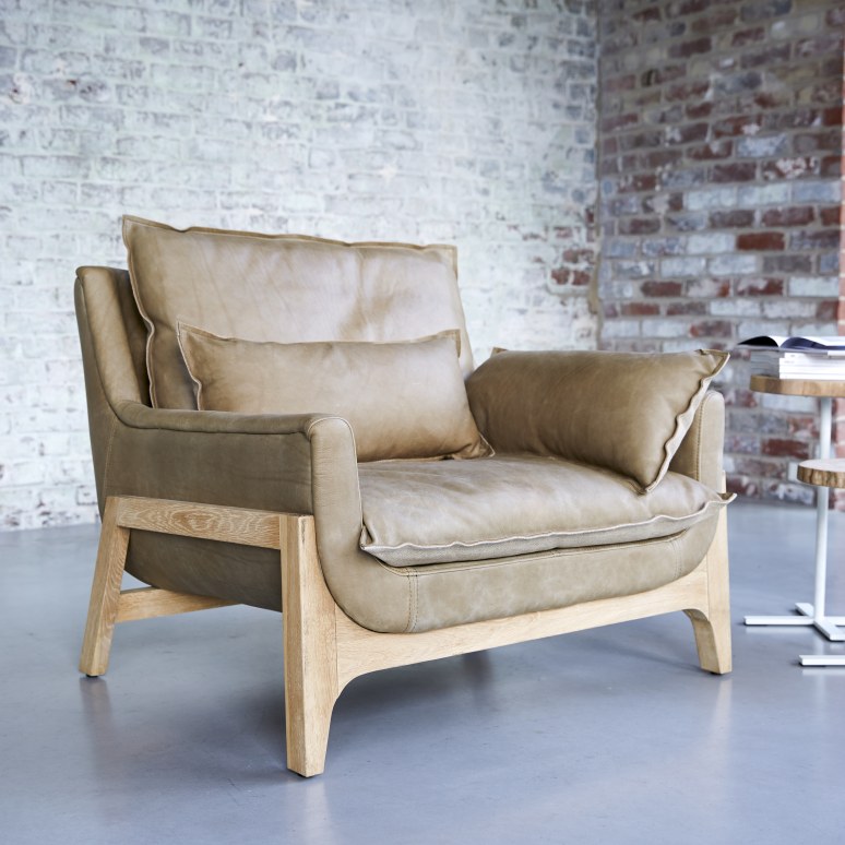 Woodnest - Solid Oak and Leather Cheyenne Armchair