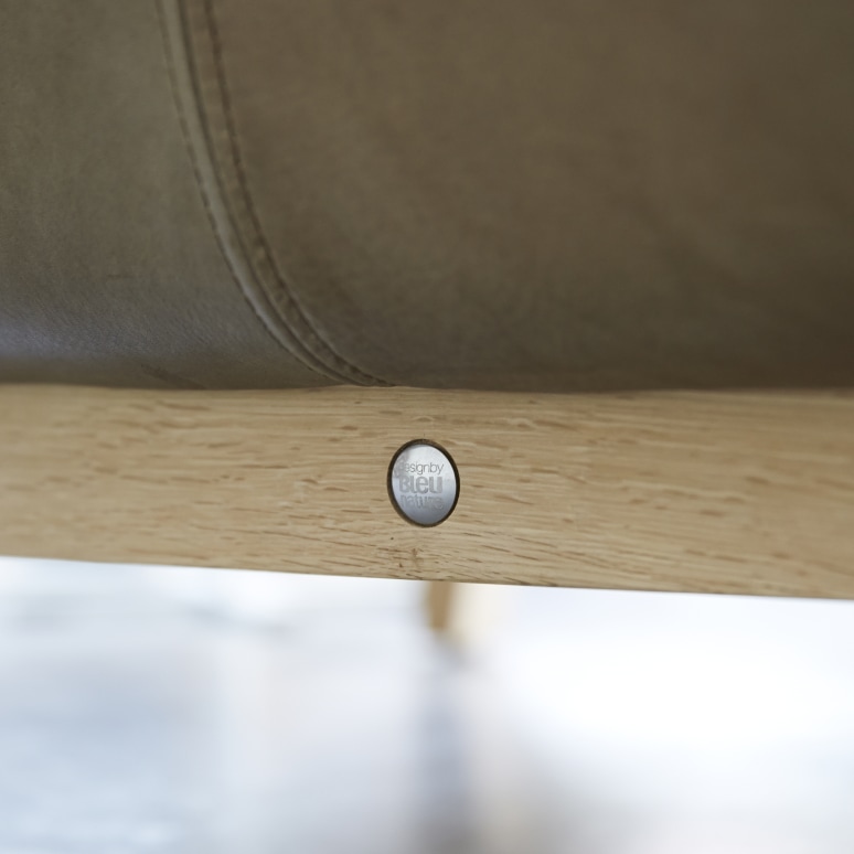 Woodnest - Fauteuil en chêne massif et cuir Cheyenne