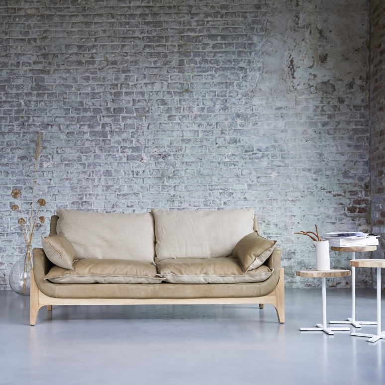 Woodnest - Solid Oak and Leather Cheyenne 2-Seat Sofa