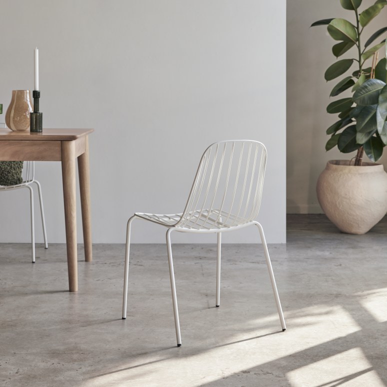 Arty - Chair in white metal