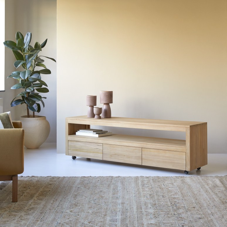 Anoa - TV Schrank aus massivem Teakholz 180 cm