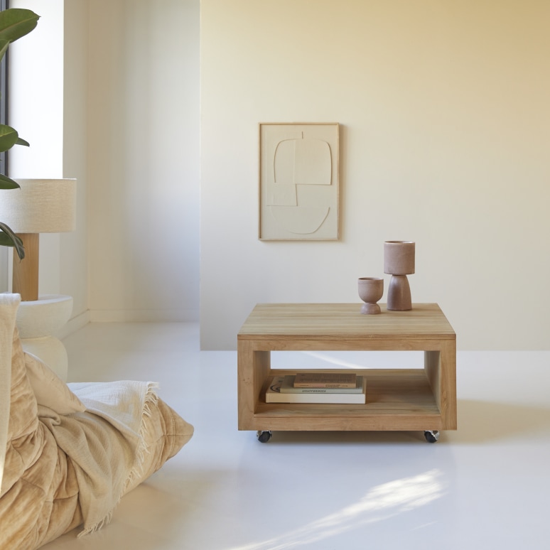Anoa - Square coffee table in solid teak 