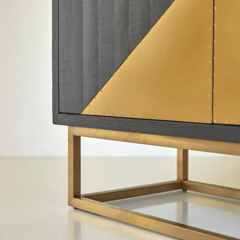 Oscar - Buffet aus Eiche 240 cm