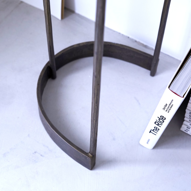 Gustav - Console table in marble and metal