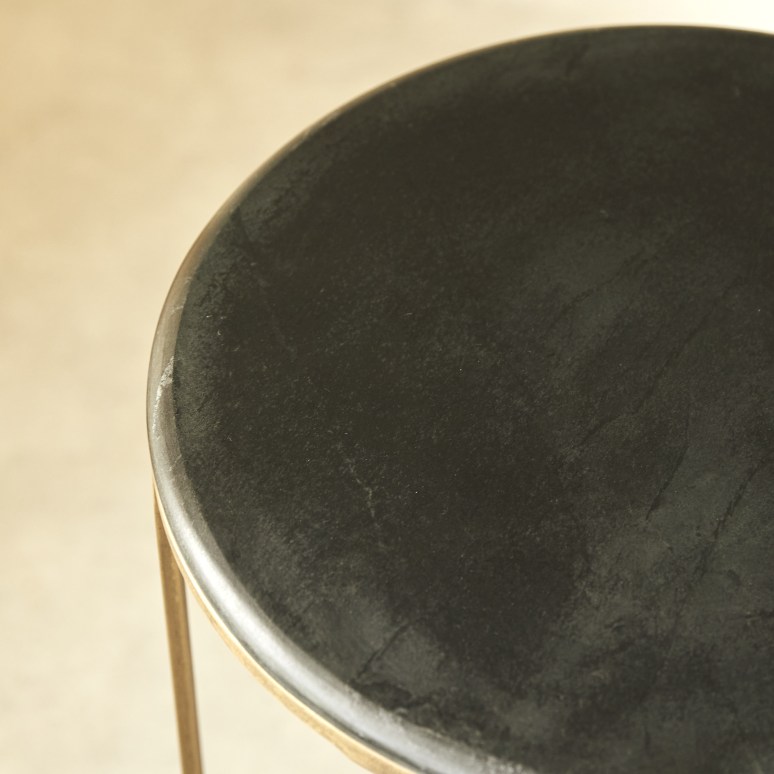 Simëon - Metal and marble bedside table