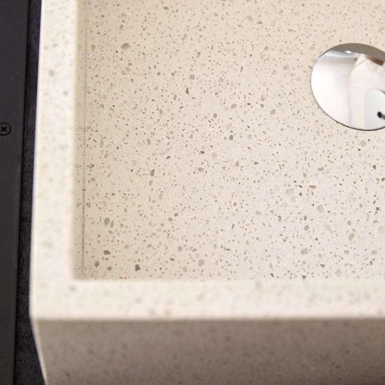 Made - Quadratisches Waschbecken aus Premium-Terrazzo white
