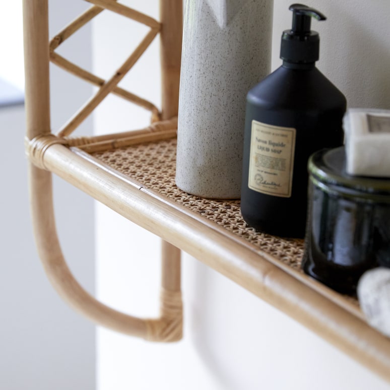 Marius - Rattan bathroom wall shelf