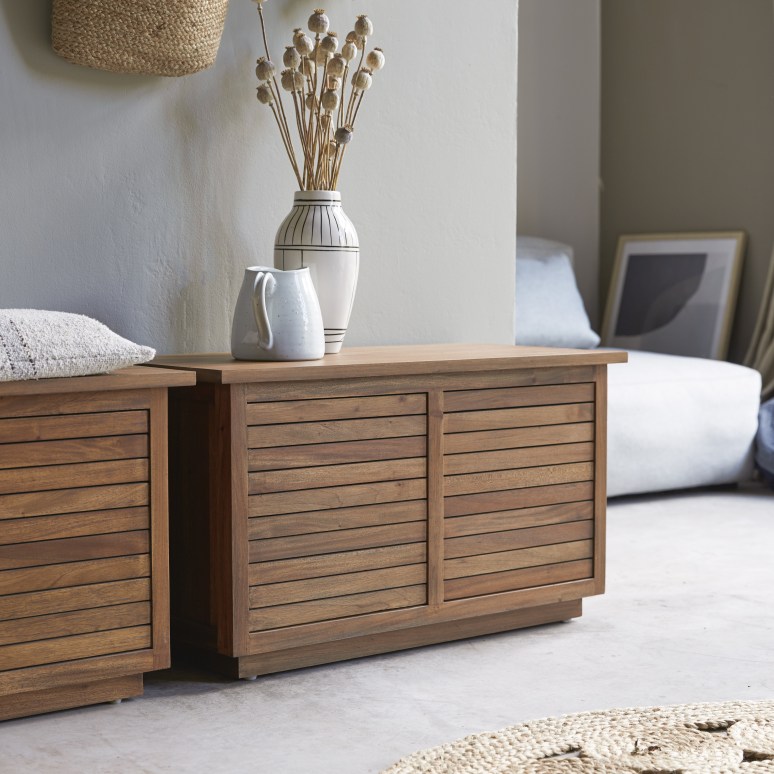 Loggia - Solid Acacia Chest