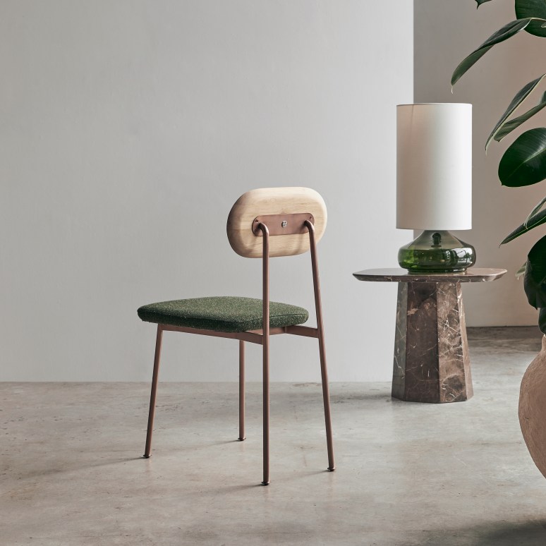 Yutapi - Chaise kaki en chêne