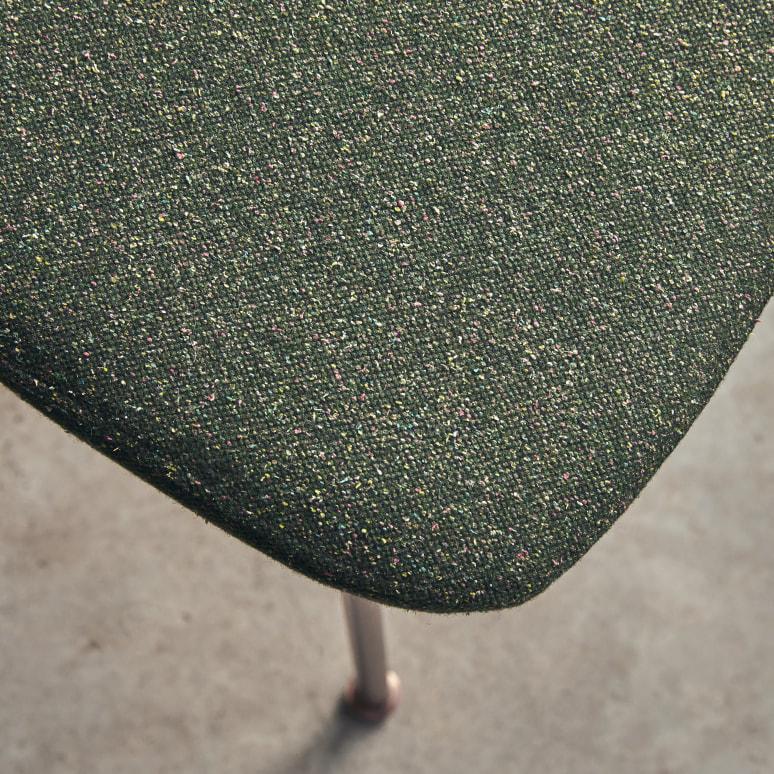 Yutapi - Chaise kaki en chêne