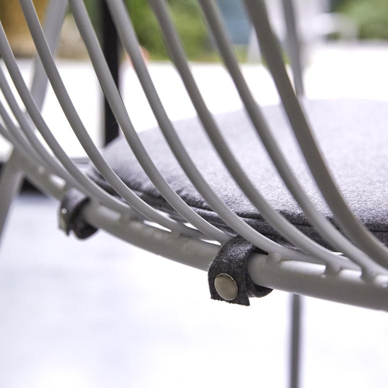 Arty - Coussin en tissu 40x36 cm