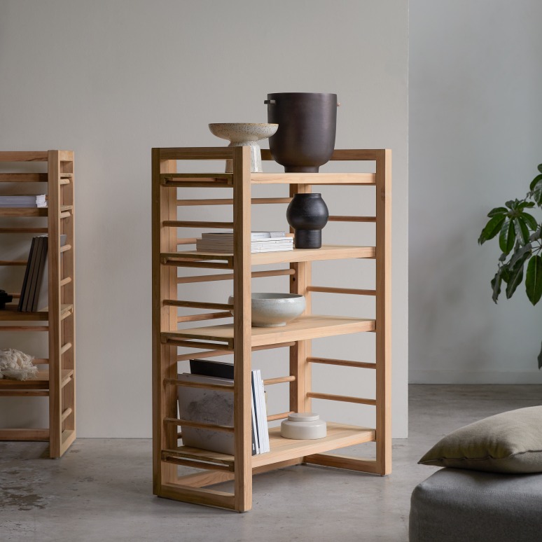 Sera - Low solid teak bookcase