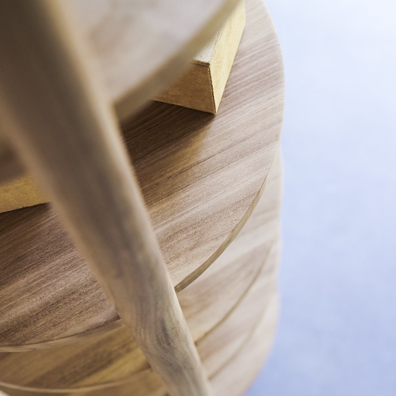 Poline - Solid teak column