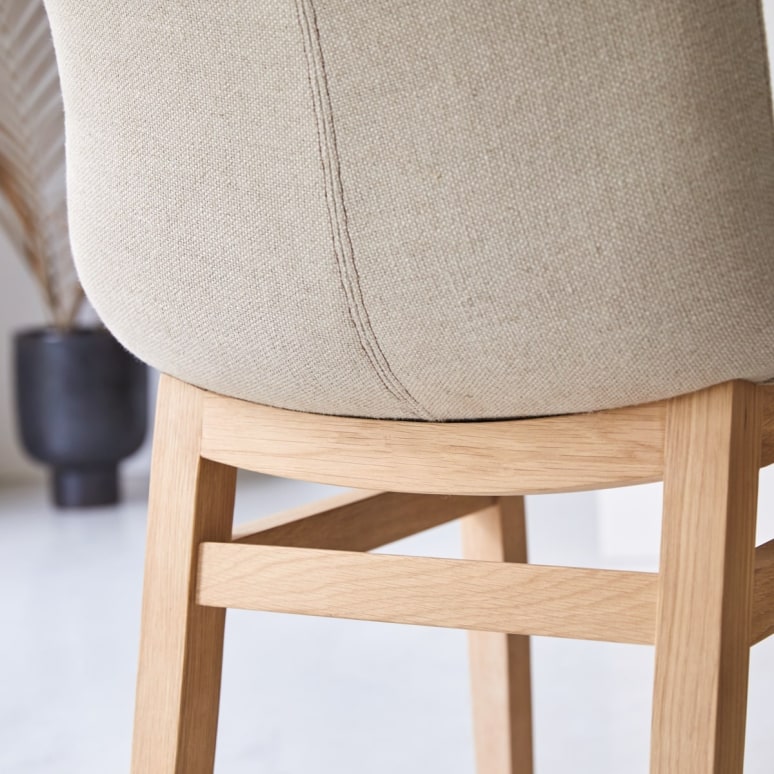 Cocoon - Chaise linen en chêne massif