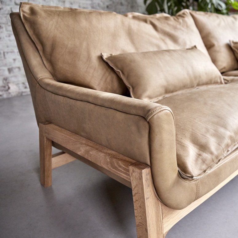 Woodnest - 3-seater sofa in solid oak and Cheyenne leather