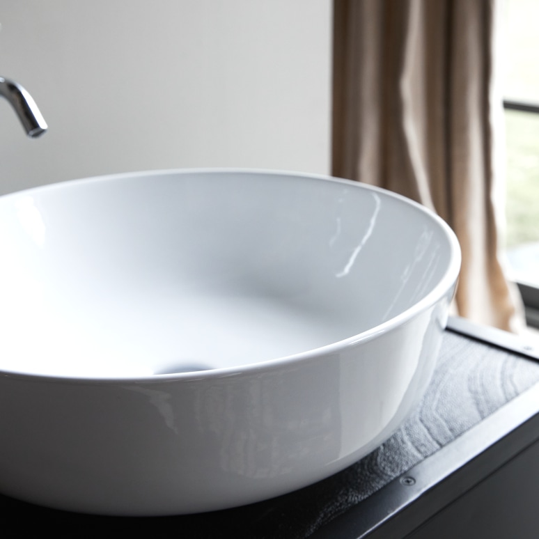 Luna - Ceramic Bathroom Sink