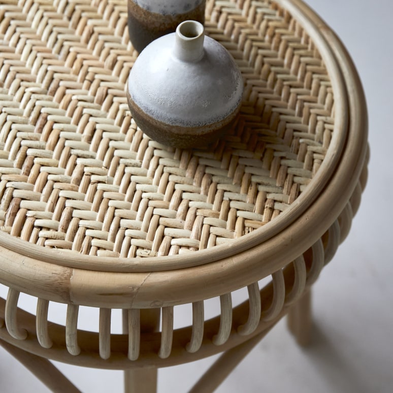 Zita - Rattan side table