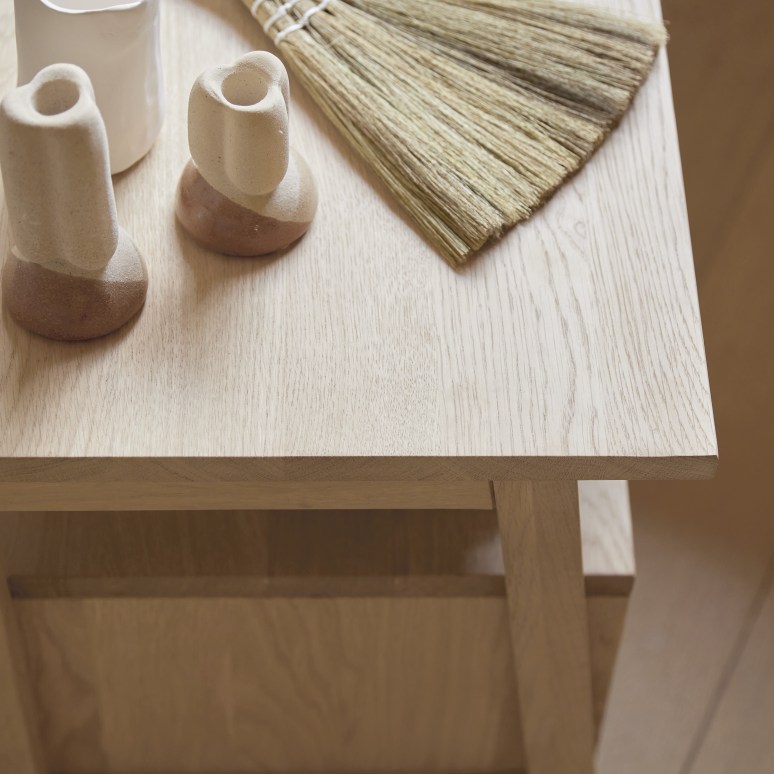 Pola - Bedside table in solid oak