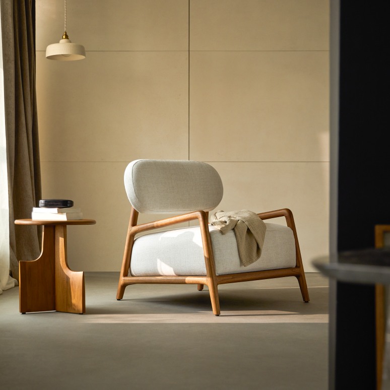 Romane - Fauteuil van massief mindi