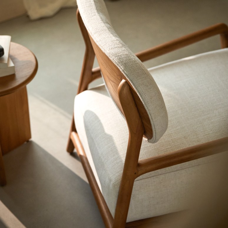 Romane - Fauteuil van massief mindi