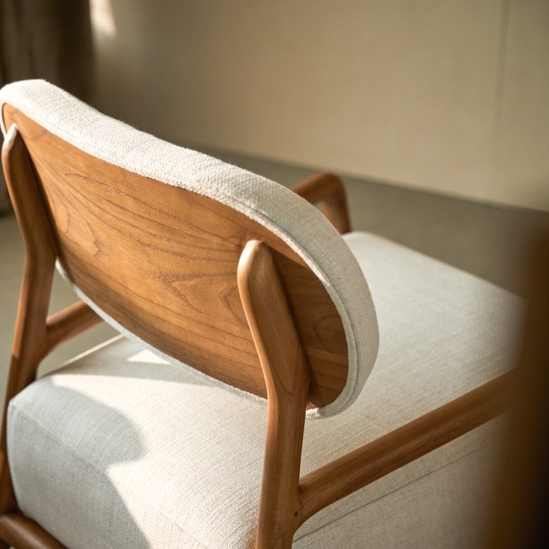 Romane - Fauteuil van massief mindi