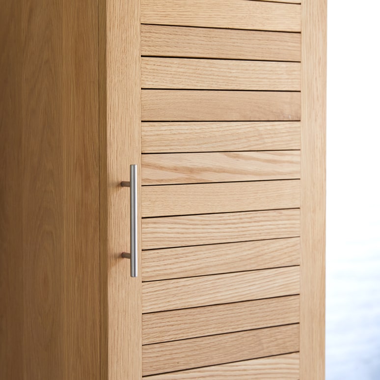 Soho - Hängeschrank aus massivem Eichenholz