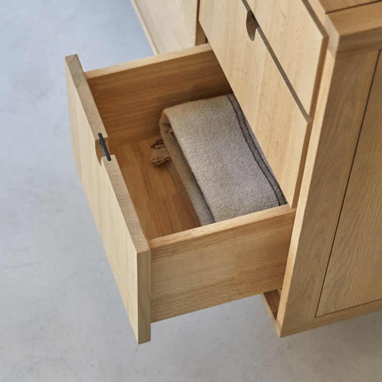 Jonàk - Sideboard in solid oak, 145 cm