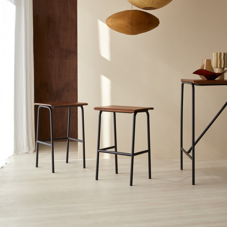 Talia - Hoher Hocker aus massivem Palisanderholz und Metall