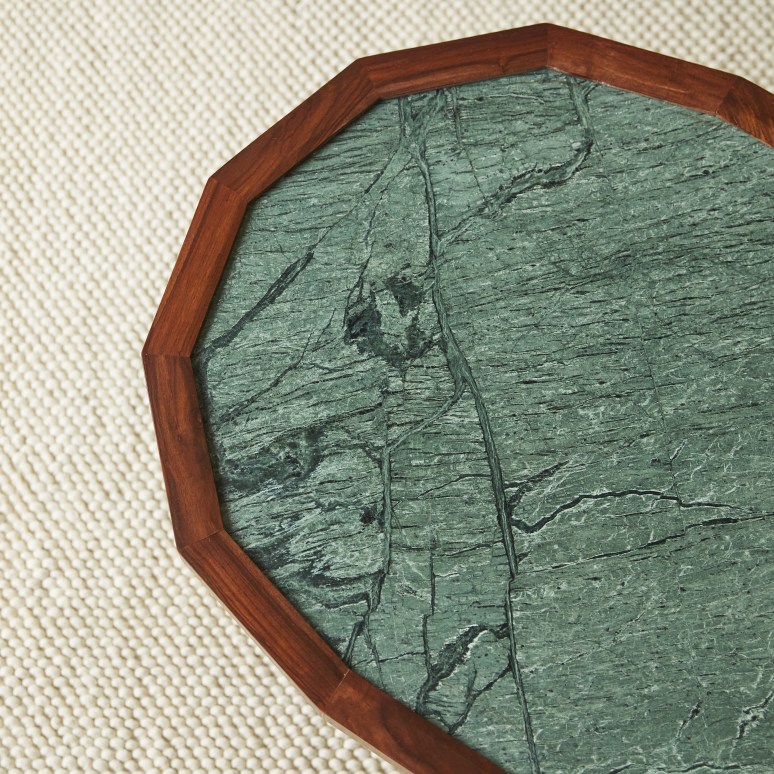 Jade - Table basse en palissandre massif et marbre