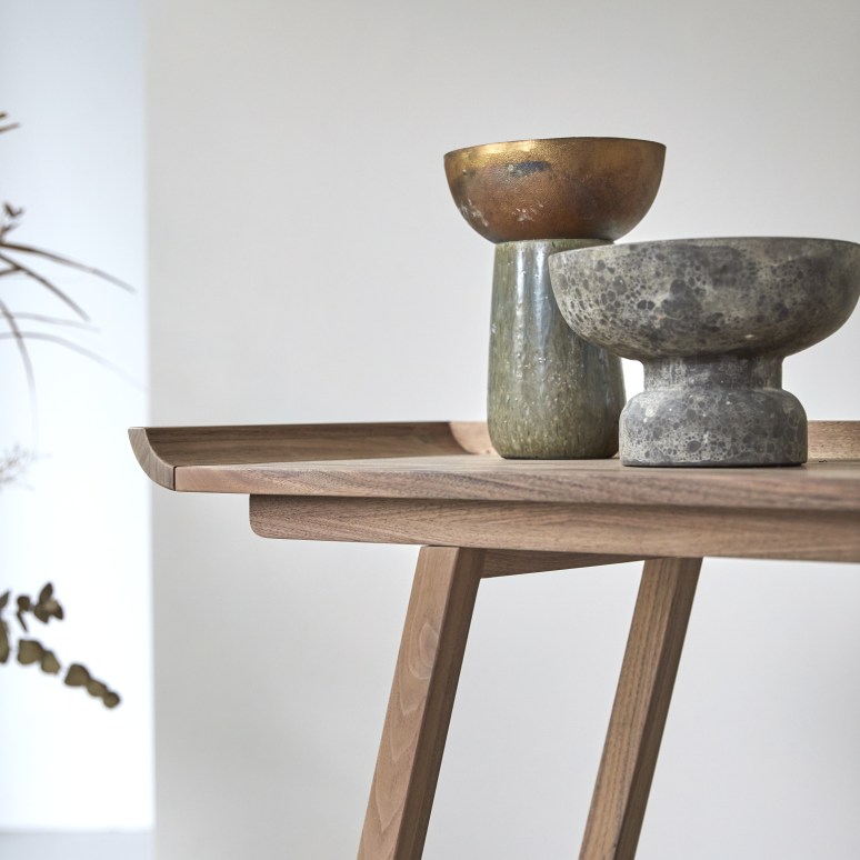 Pampa - Consolle alta in legno di noce massello