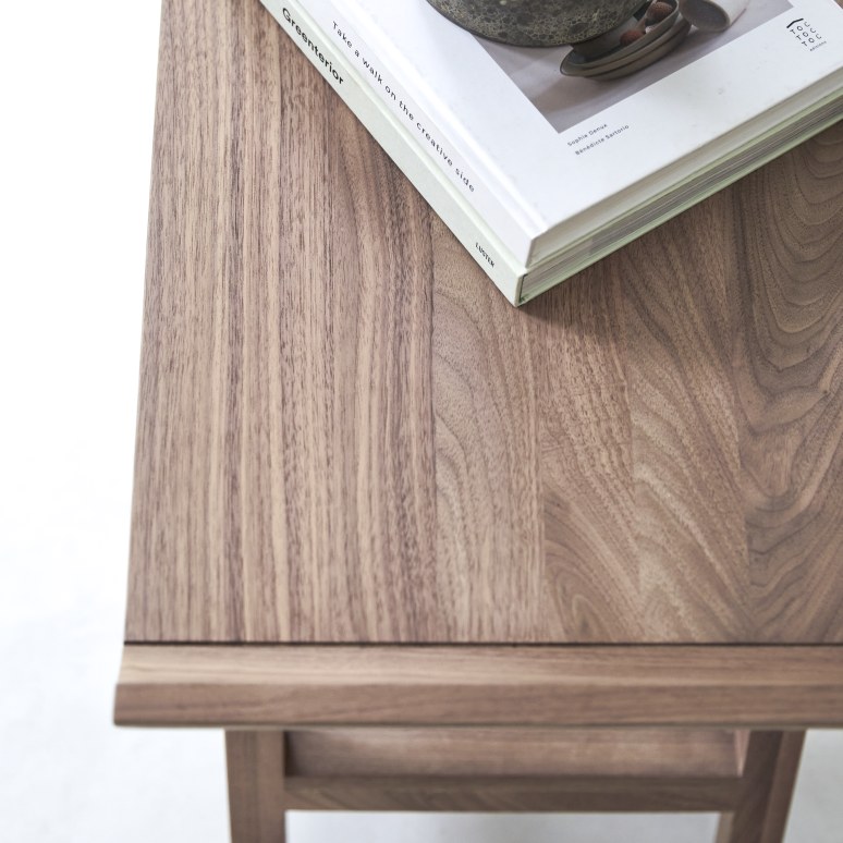 Pampa - Low console table in solid walnut 