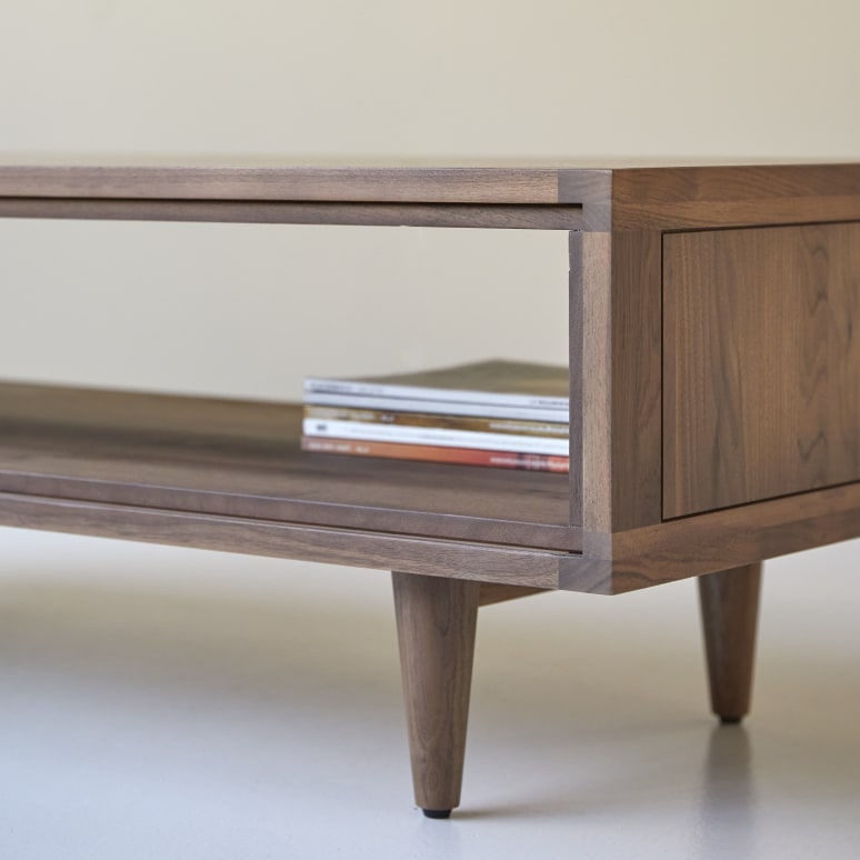 Jonàk - Massief notenhouten salontafel