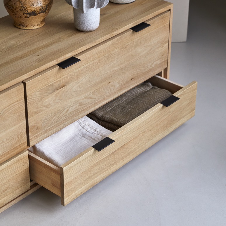 Senson - Mueble para TV de roble macizo de 180 cm