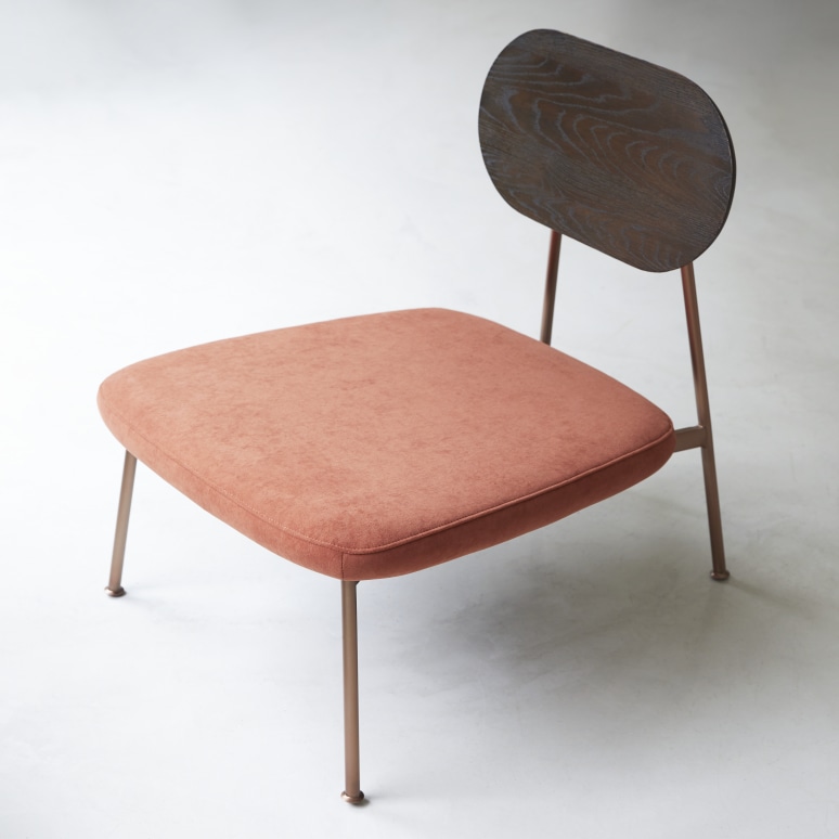 Yutapi - Sienna Solid Oak Low Armchair